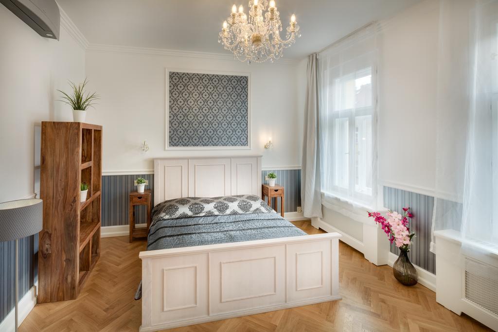 Veleslavinova - Old Town Apartment Прага Экстерьер фото